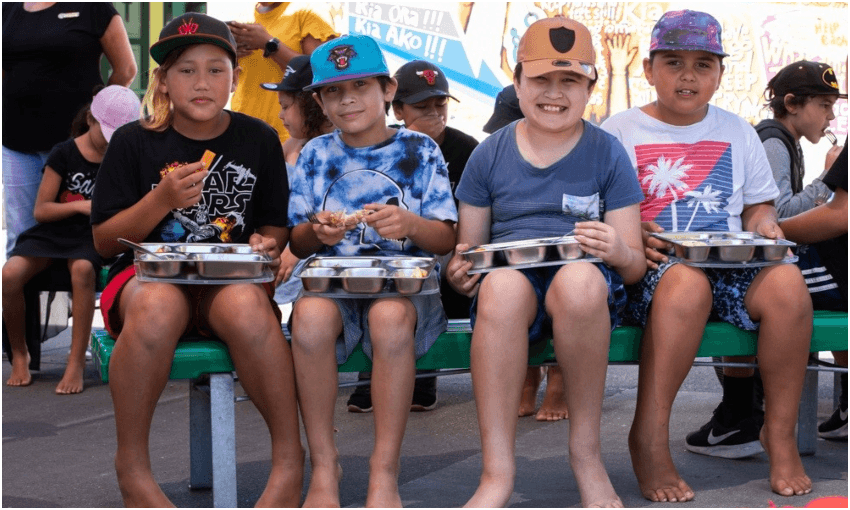 Flaxmere Primary School students enjoy their lunch. (Photo: Ministry of Education) 
