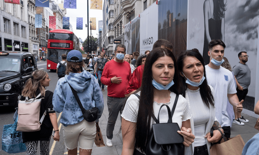 Shoppers on Oxford Street in London on July 3 (Photo: Mike Kemp/In Pictures via Getty Images) 
