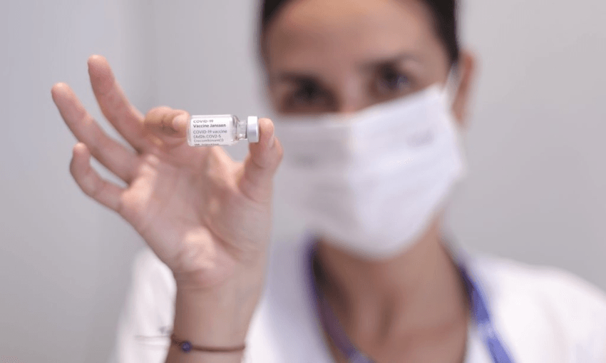 A health worker in Spain holding a dose of the Janssen vaccine (Eduardo Parra, Getty Images)