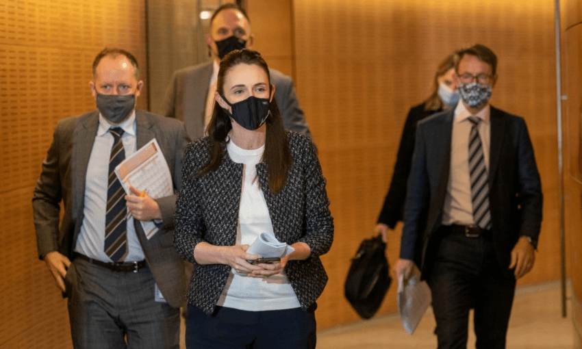 (Photo by Mark Mitchell – Pool/Getty Images) 
