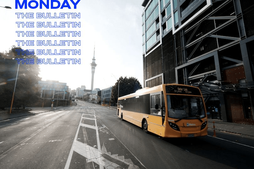 A bus travels a deserted Victoria Street during lockdown. (Bradley White/Getty Images) 
