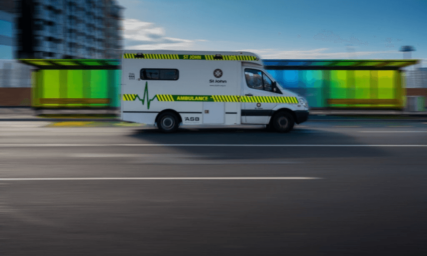 An ambulance in Auckland during lockdown 2020. Photo: Getty Images 
