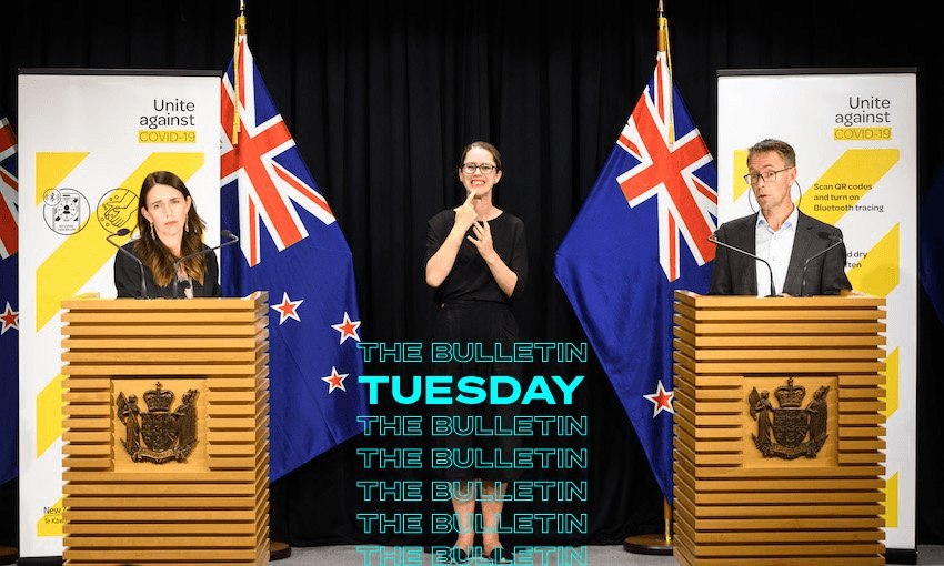 Jacinda Ardern and Ashley Bloomfield. (Mark Tantrum/Getty Images)