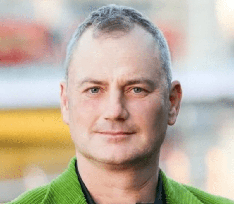 Simon Holmes à Court