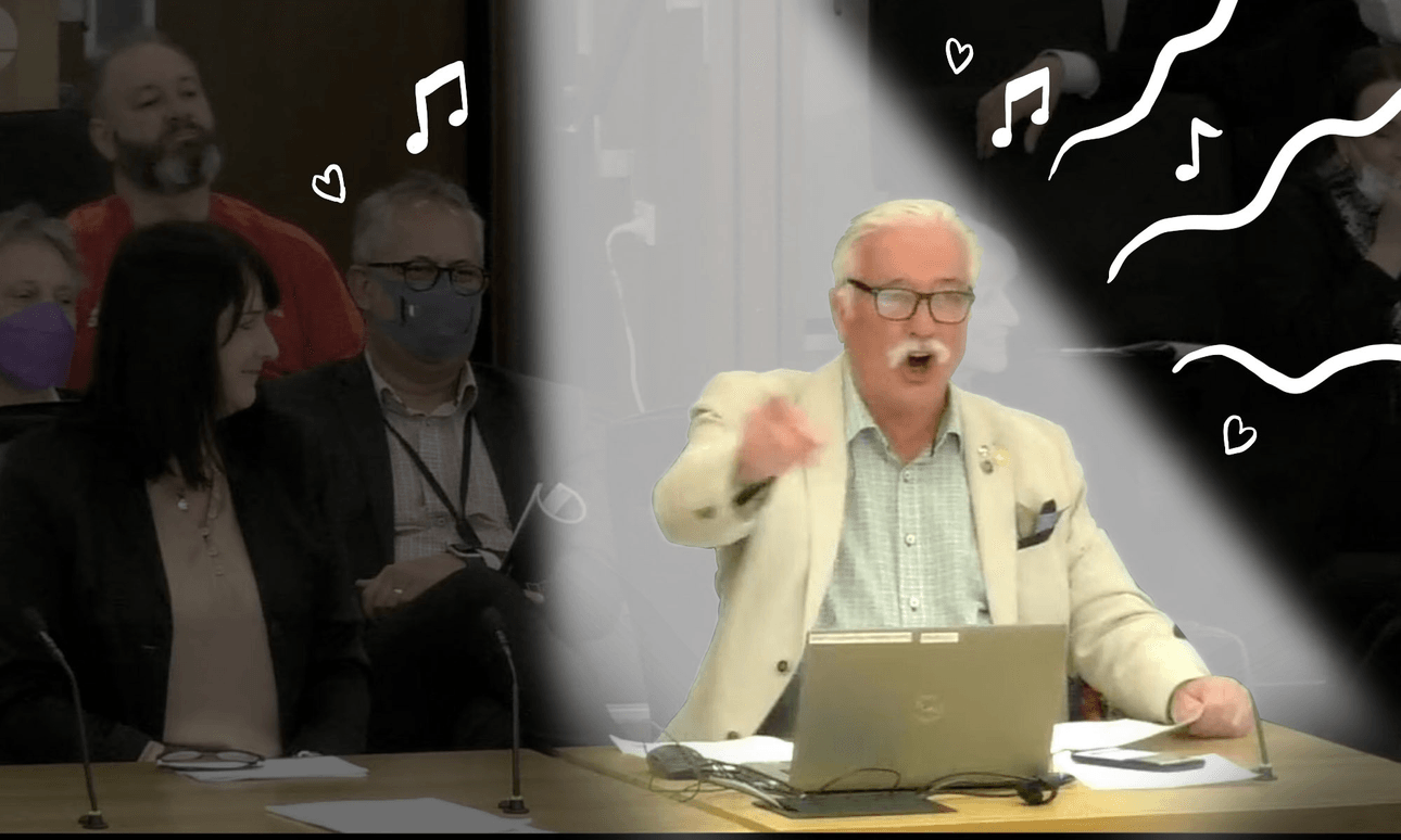 A man serenades (Image: Toby Morris)