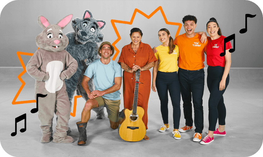 What time is it? Toi Time! (Photo: TVNZ / Design: Tina Tiller) 
