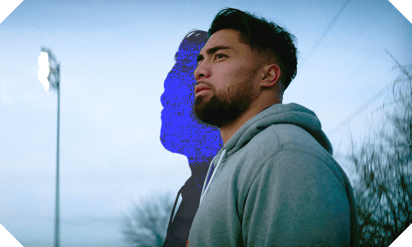 Manti Te’o headlines resurfacing in 2022 after Netflix docuseries share his story. (Image: Archi Banal)