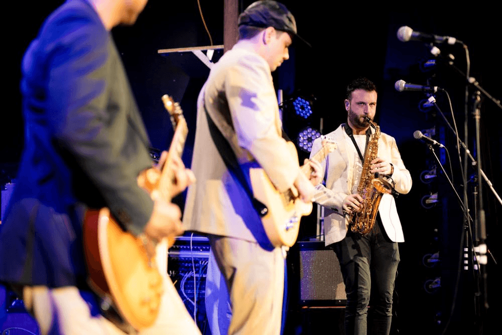 Battle of the Ad Bands