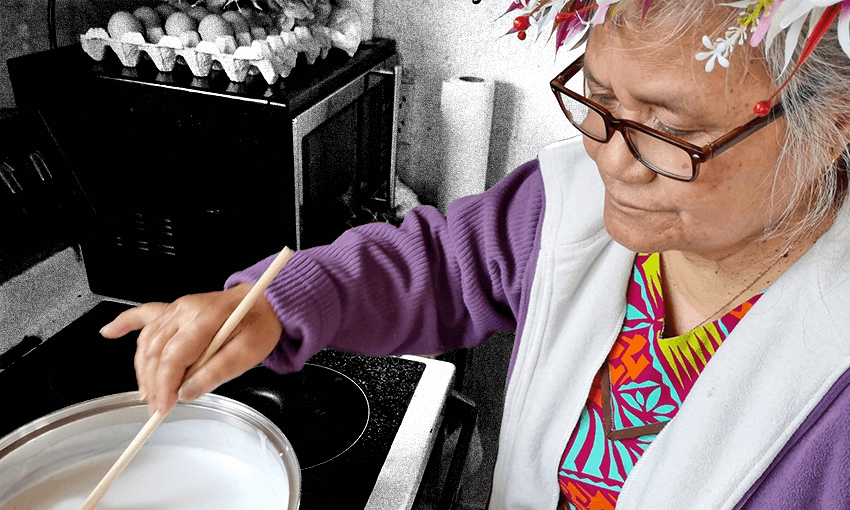 Aunty Fulu carefully demonstrating her clockwise stir for the talo tokotokoi. (Image: Archi Banal) 
