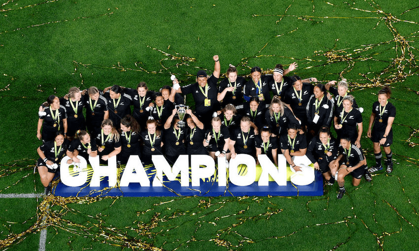 Black Ferns celebrate victory, November 12, 2022. (Photo: Andy Jackson – World Rugby/World Rugby via Getty Images) 
