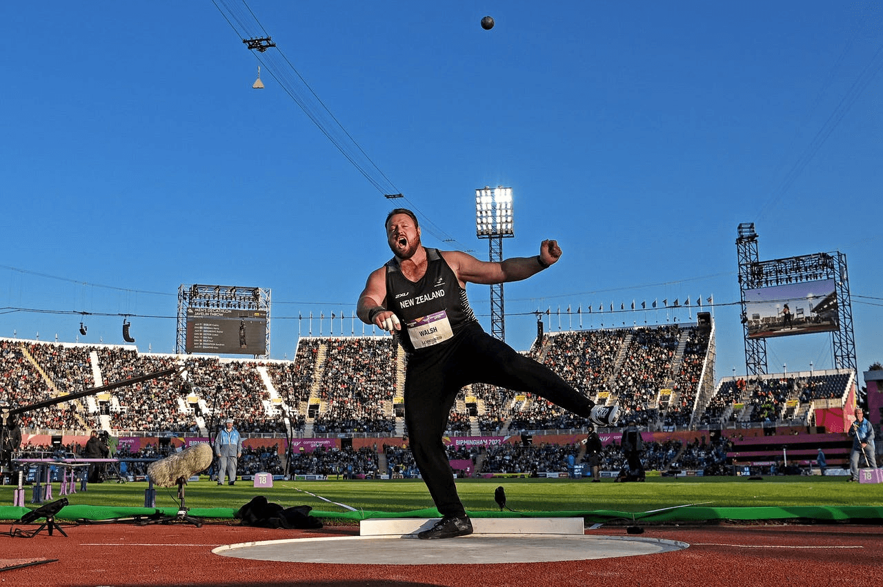 Tom Walsh puts the shot at the 2022 Commonwealth Games in Birmingham (Photo: Andrew Cornaga) 
