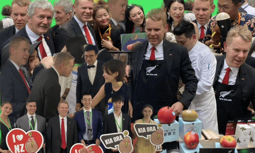 Chris Hipkins selling NZ (Image: Madeleine Chapman) 
