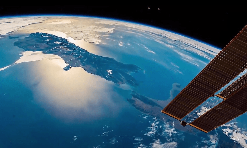New Zealand from the International Space Station (Photo: ISS/NASA) 
