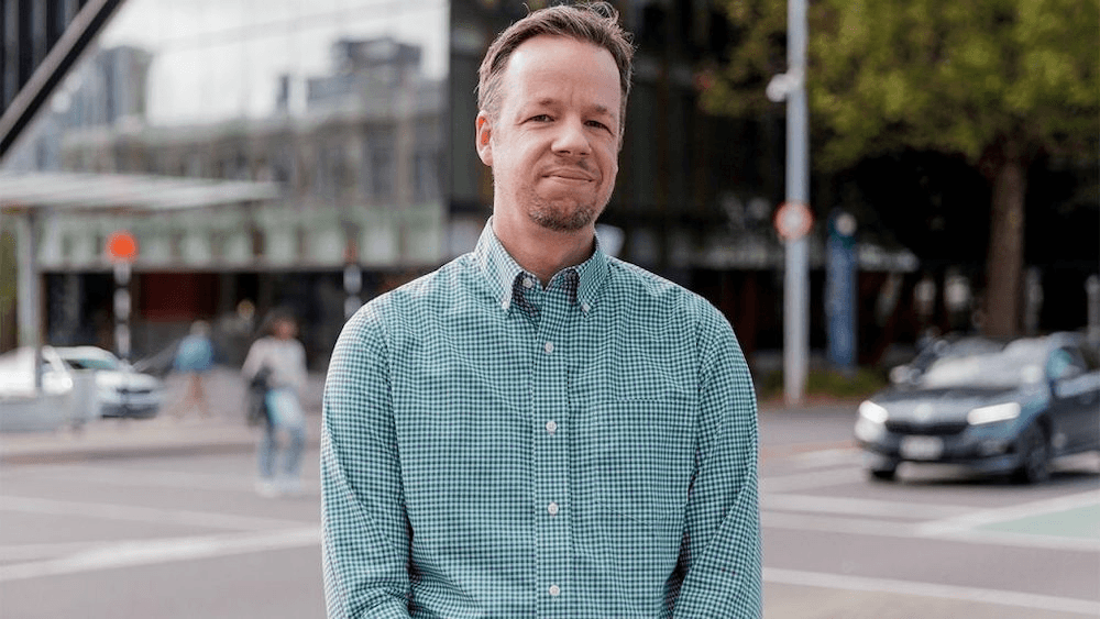 A photo of Timothy Welch.