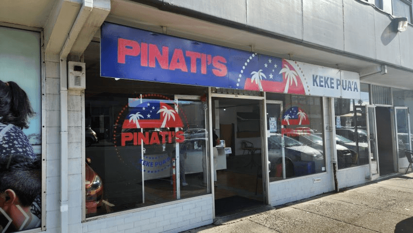 Pinati's restaurant storefront