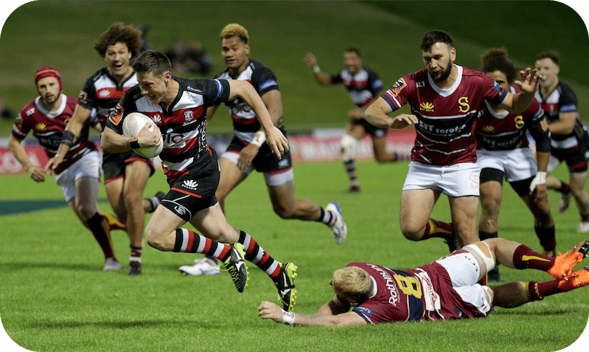 Counties Manukau halfback Cam Roigard scores v Southland (Photo: Dave Rowland/Getty Images) 
