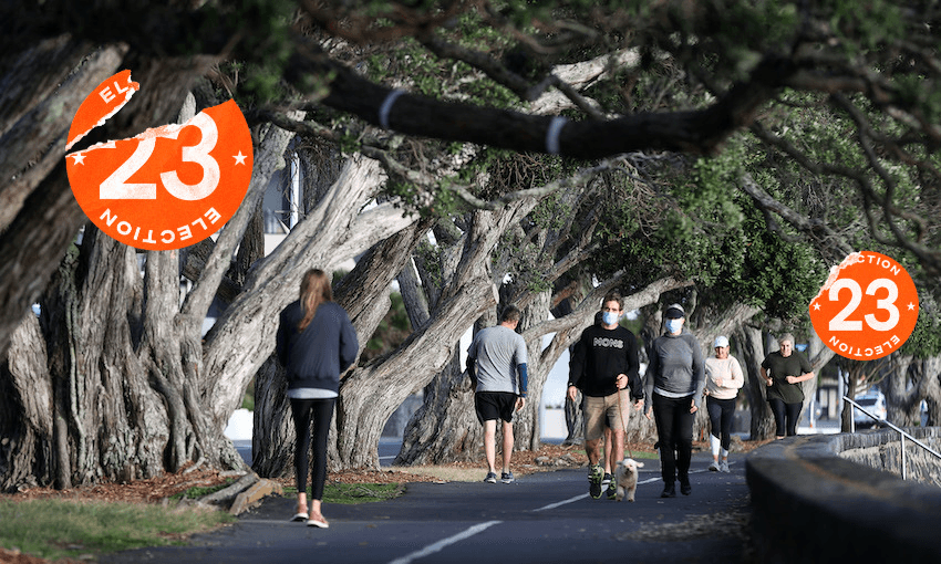 People exercise along Tamaki Drive on Auckland’s waterfront on August 24, 2021. (Photo: Fiona Goodall/Getty Images) 
