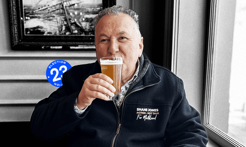 Shane Jones and a beer (Image: Duncan Greive/Archi Banal)