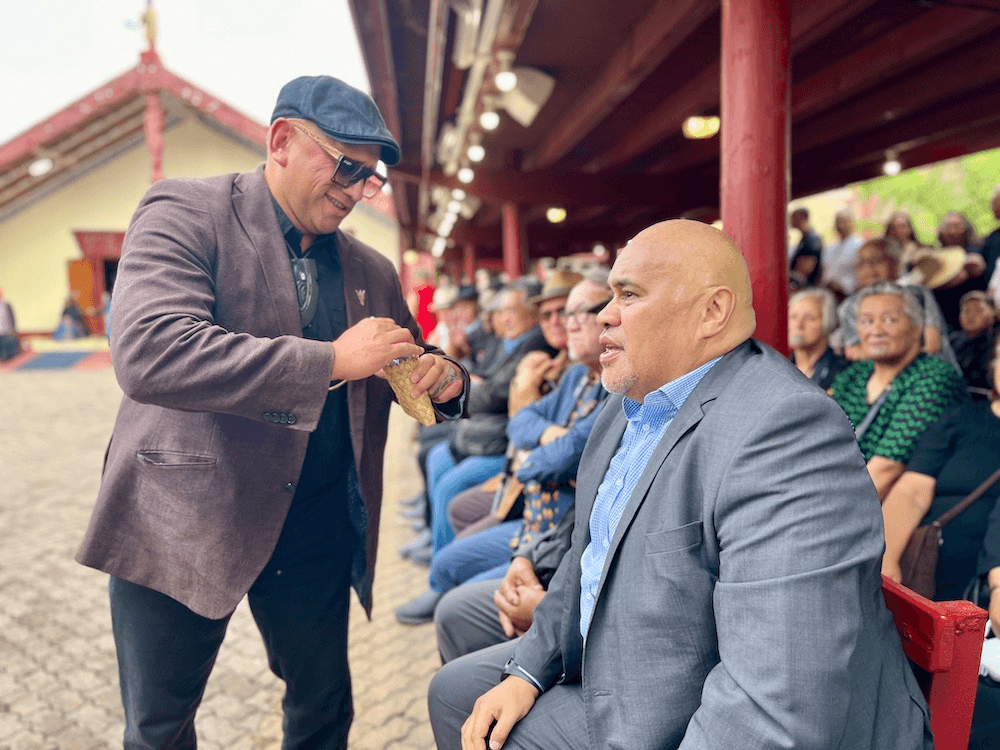 The manuhiri paepae at te hui aa motu.