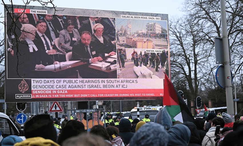 Crowds in front of the ICJ building in The Hague, the Netherlands on January 11. (Photo: Dursun Aydemir/Anadolu via Getty Images)