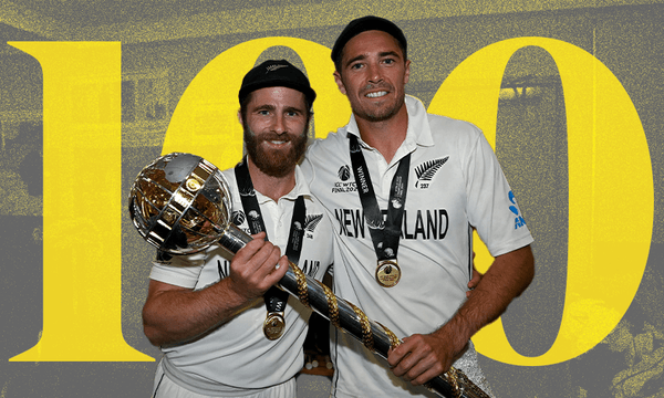 Kane Williamson and Tim Southee with the World Test Championship mace in 2021 (Photo: Getty Images / design: Tina Tiller) 
