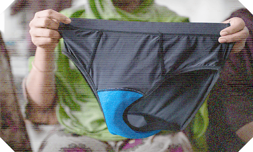 FP_Garment-Workers-Look-at-Reemi-Period-Underwear-small.png