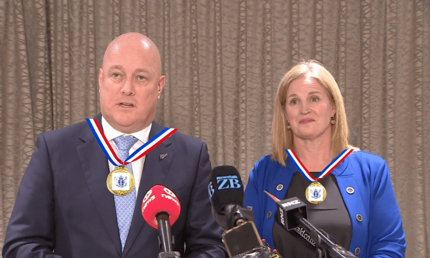 Chris Luxon and Louise Upston announcing a new benefit traffic light system