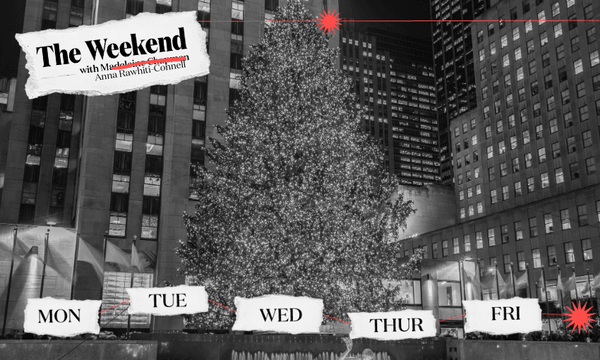 The Christmas tree at the Rockefeller Centre in New York.  
