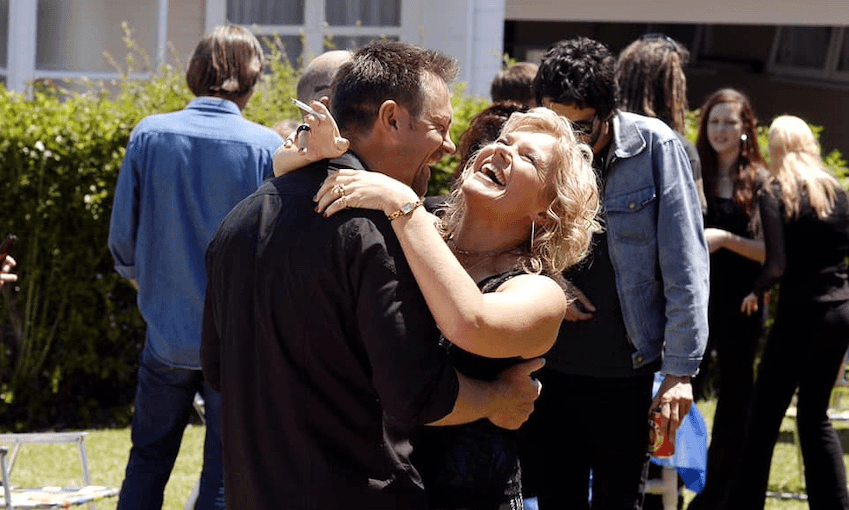 Wolf (Grant Bowler) and Cheryl (Robyn Malcolm) in Outrageous Fortune (Photo: SPP) 
