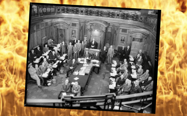 The final sitting of the Legislative Council, December 1950 (Photo by W Wilson. Tourist and Publicity. Ref: 1/2-019120-F. Alexander Turnbull Library, Wellington, New Zealand. /records/22342554) 
