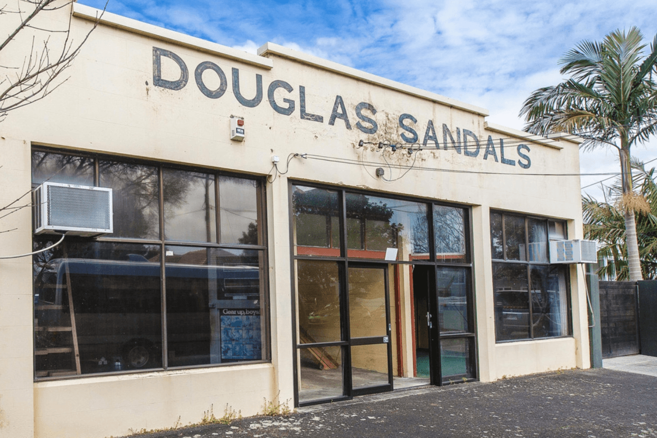 Douglas Sandals workshop 
