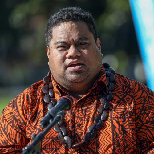 Apulu Reece Autagavaia
