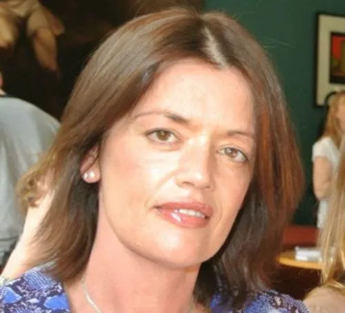 Charlotte Grimshaw
