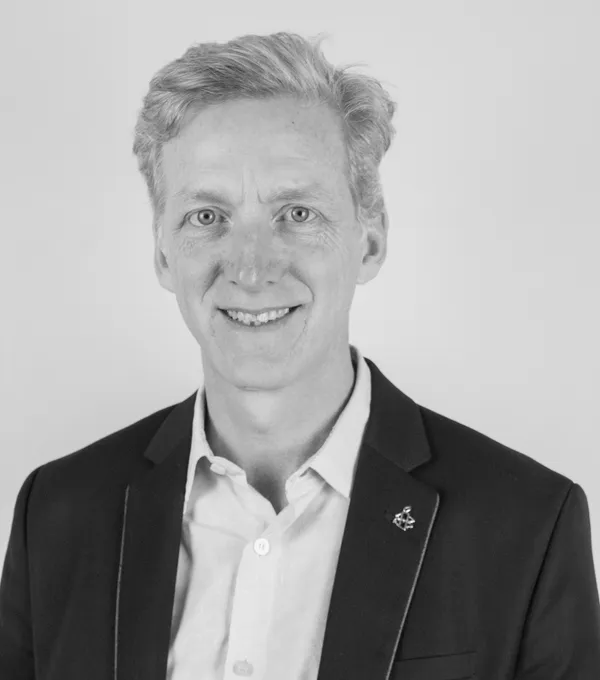 Grant Bayldon