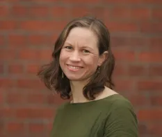 Kirsten Johnstone