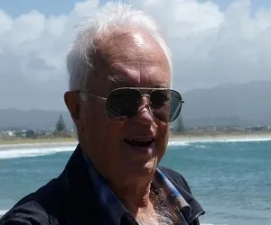 Raymond Bradley
