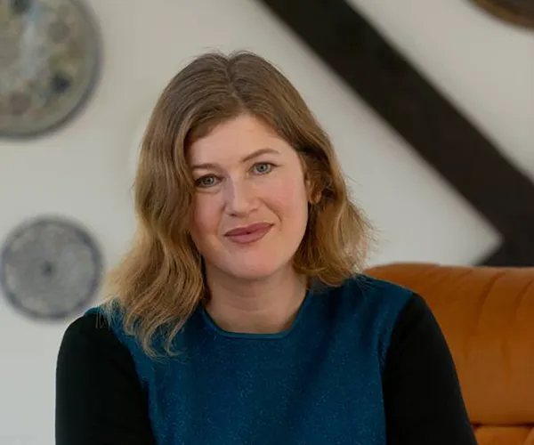 Sarah Laing