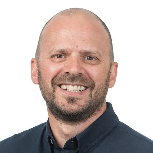 Simon Britten