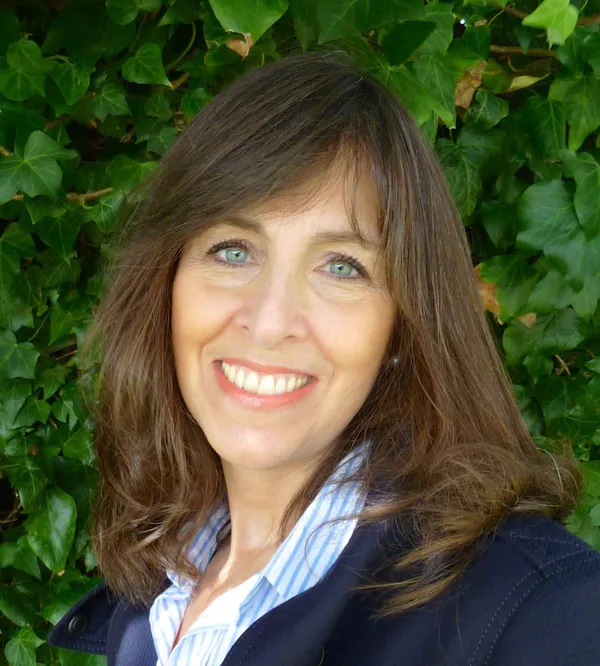 Tracey Barnett