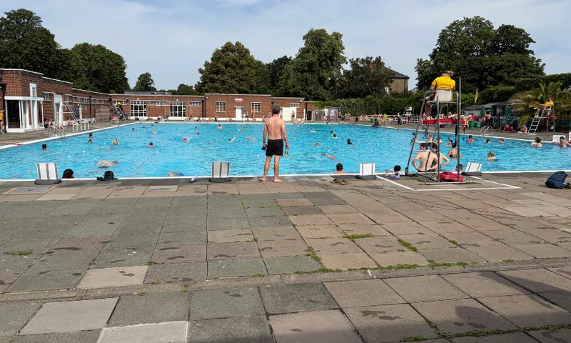 The Brockwell Lido
