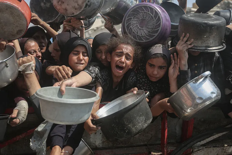 Food distributed to Palestinians struggling with hunger in Gaza