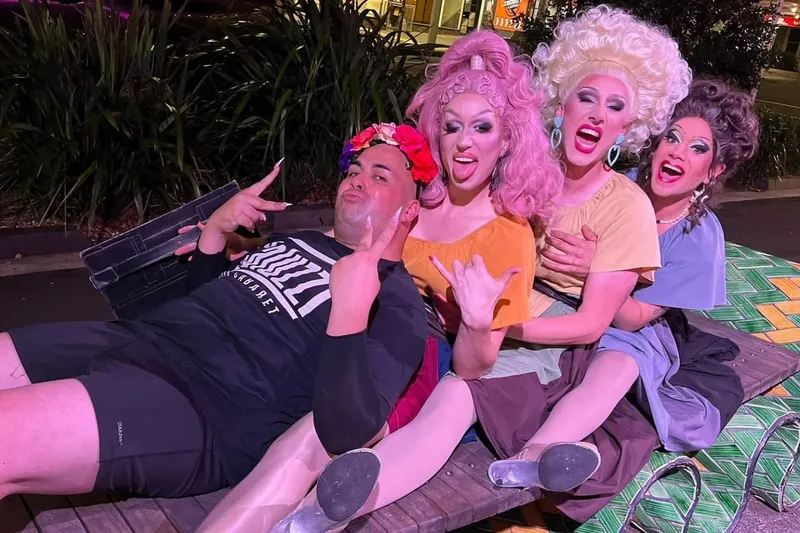 Calluzzi Cabaret
