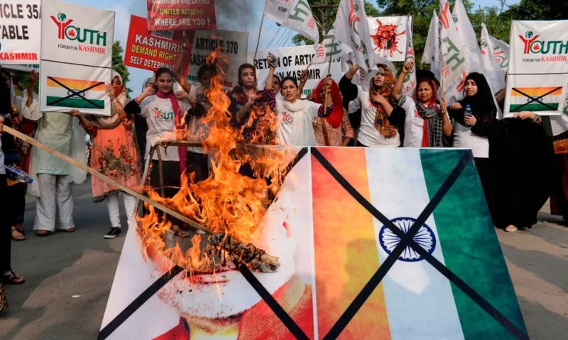 modi's face on fire