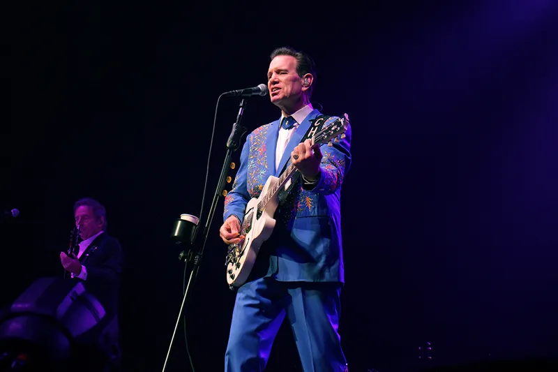 Chris Isaak performing at the Kiri Te Kawana Theatre, 24 April 2024. (Photo: Gabi Lardies).
