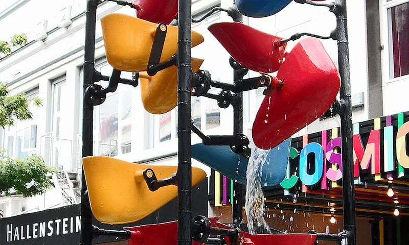 The_Bucket_Fountain_1