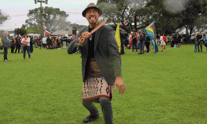Copy-of-hikoi-fits-ezgif.com-optimize.gif