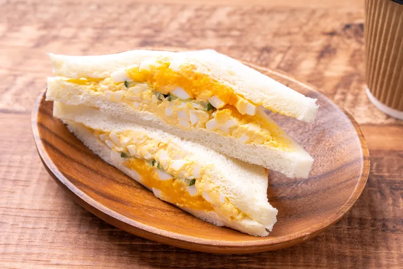 Soft-boiled egg sandwich