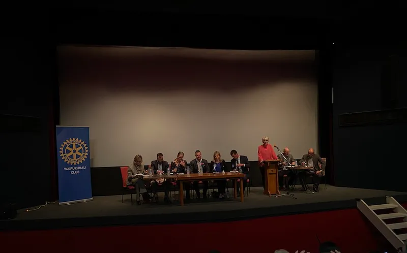 Candidates, including Kieran McAnulty, in Waipukurau