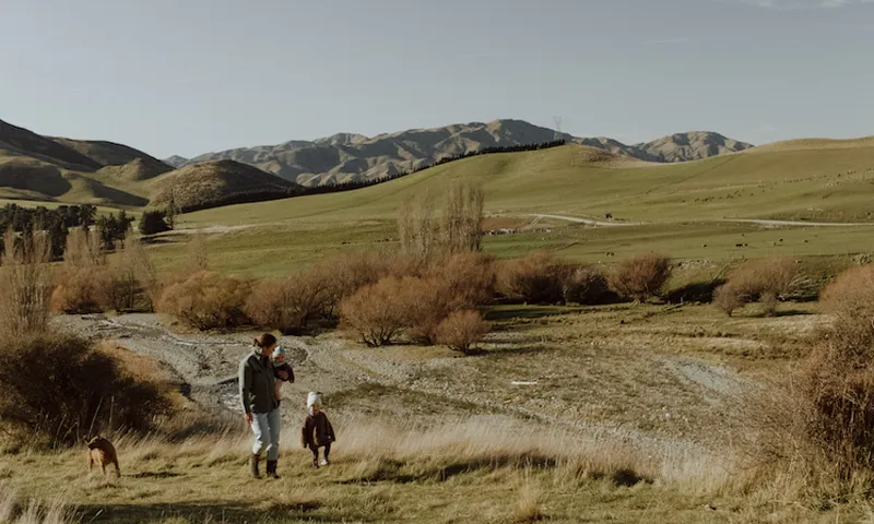 YMyD4MPm-Shepherdess-S1-E5.jpg