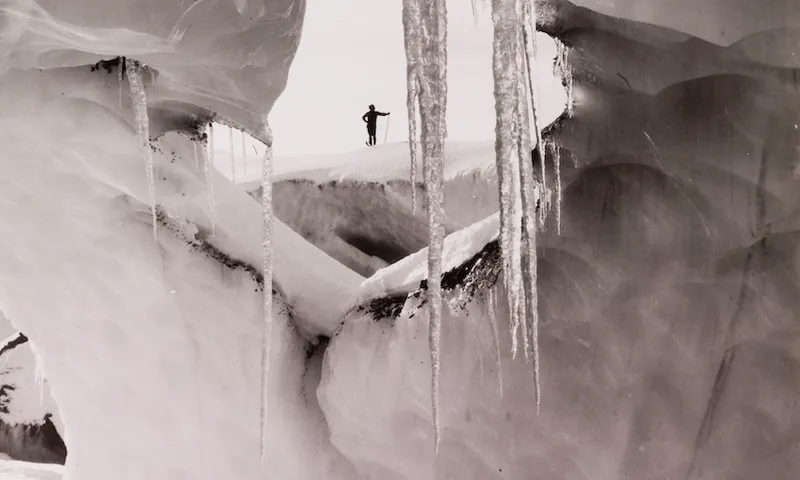 glaciercave.jpg